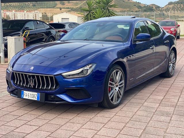 Maserati Ghibli V6 Diesel 275 CV Gransport