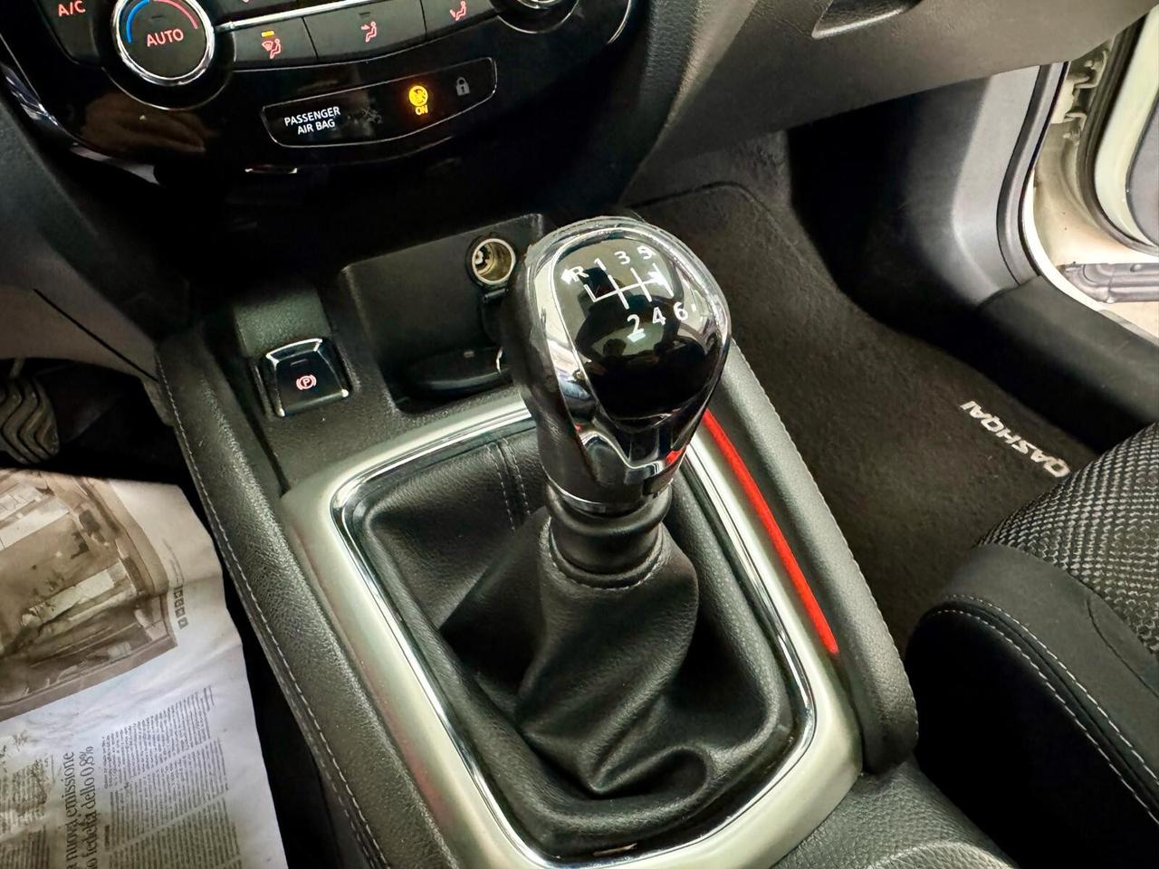 Nissan Qashqai 1.5 dCi 110cv Tekna 2015