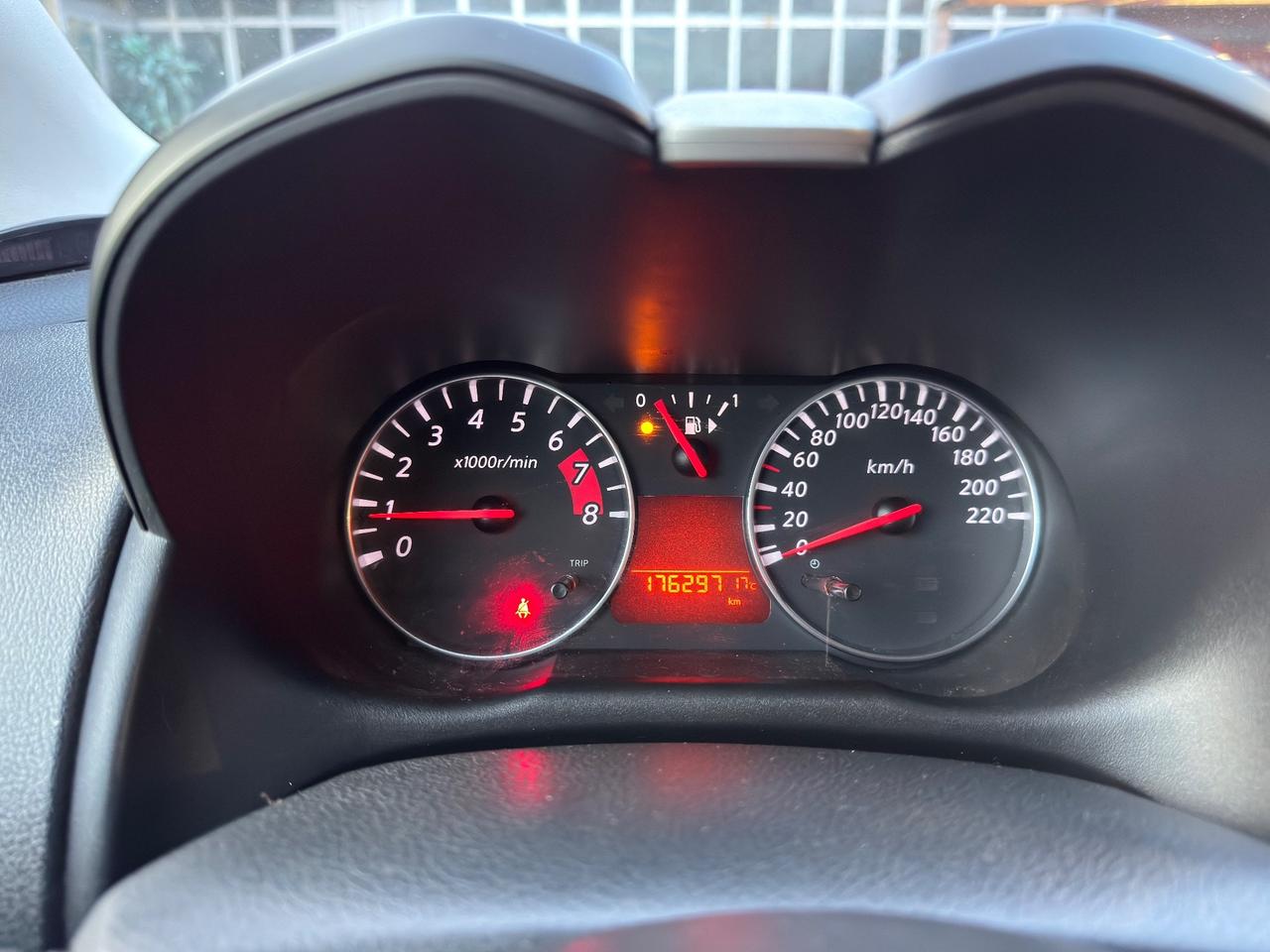 Nissan Note 1.4 16V ADATTA A NEOPATENTATI