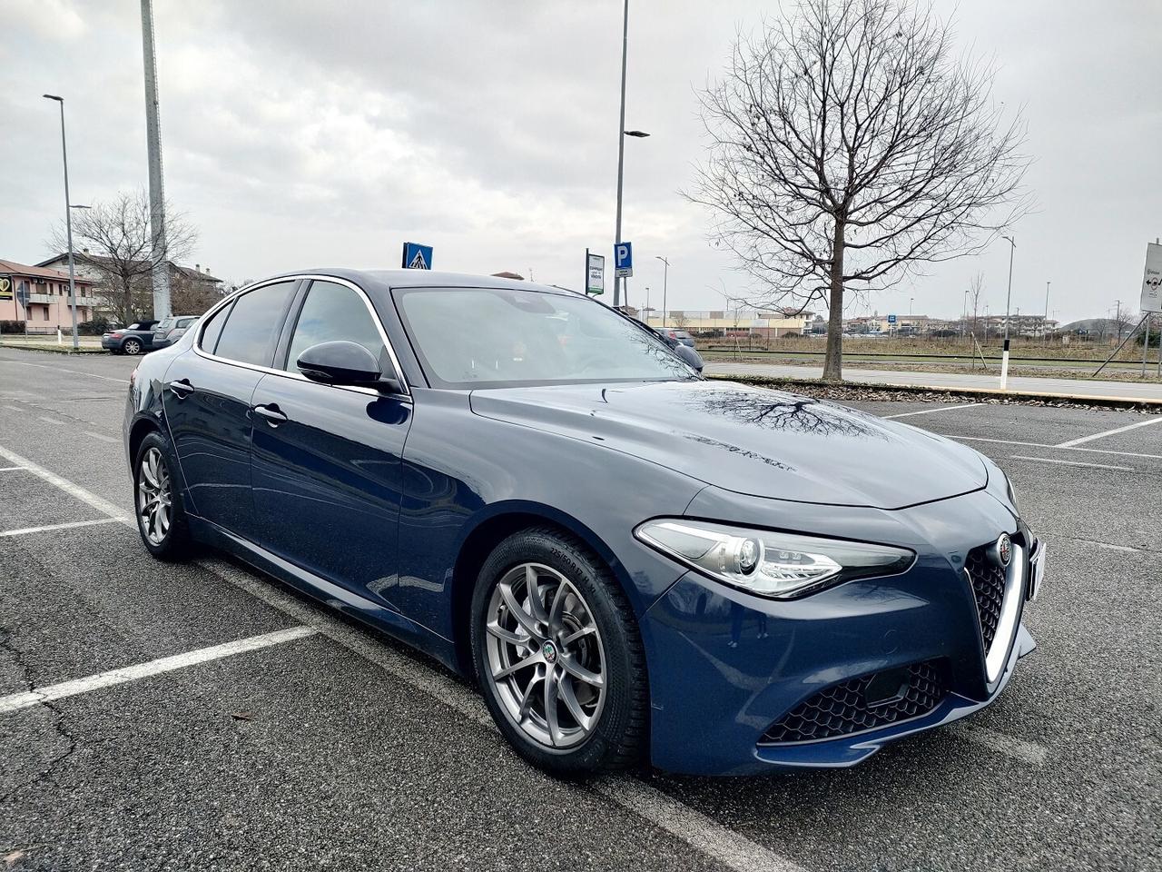 ALFA ROMEO Giulia 2.2 t Business 160cv auto