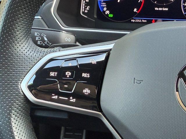 VOLKSWAGEN Tiguan 1.5 TSI 150 CV DSG R-Line UNICO PROPRIETARIO
