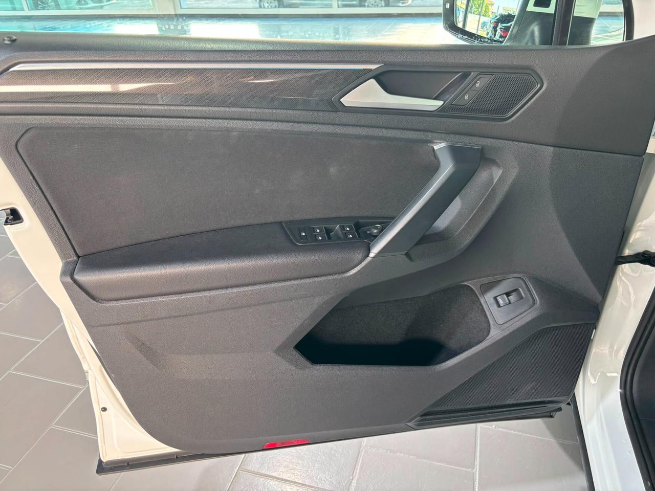 Volkswagen Tiguan 2.0 TDI 150 CV SCR DSG Elegance