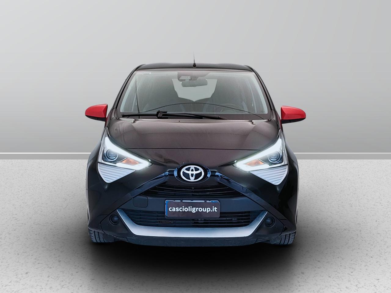 TOYOTA Aygo II 2018 5p - Aygo 5p 1.0 x-play m-mt 72cv