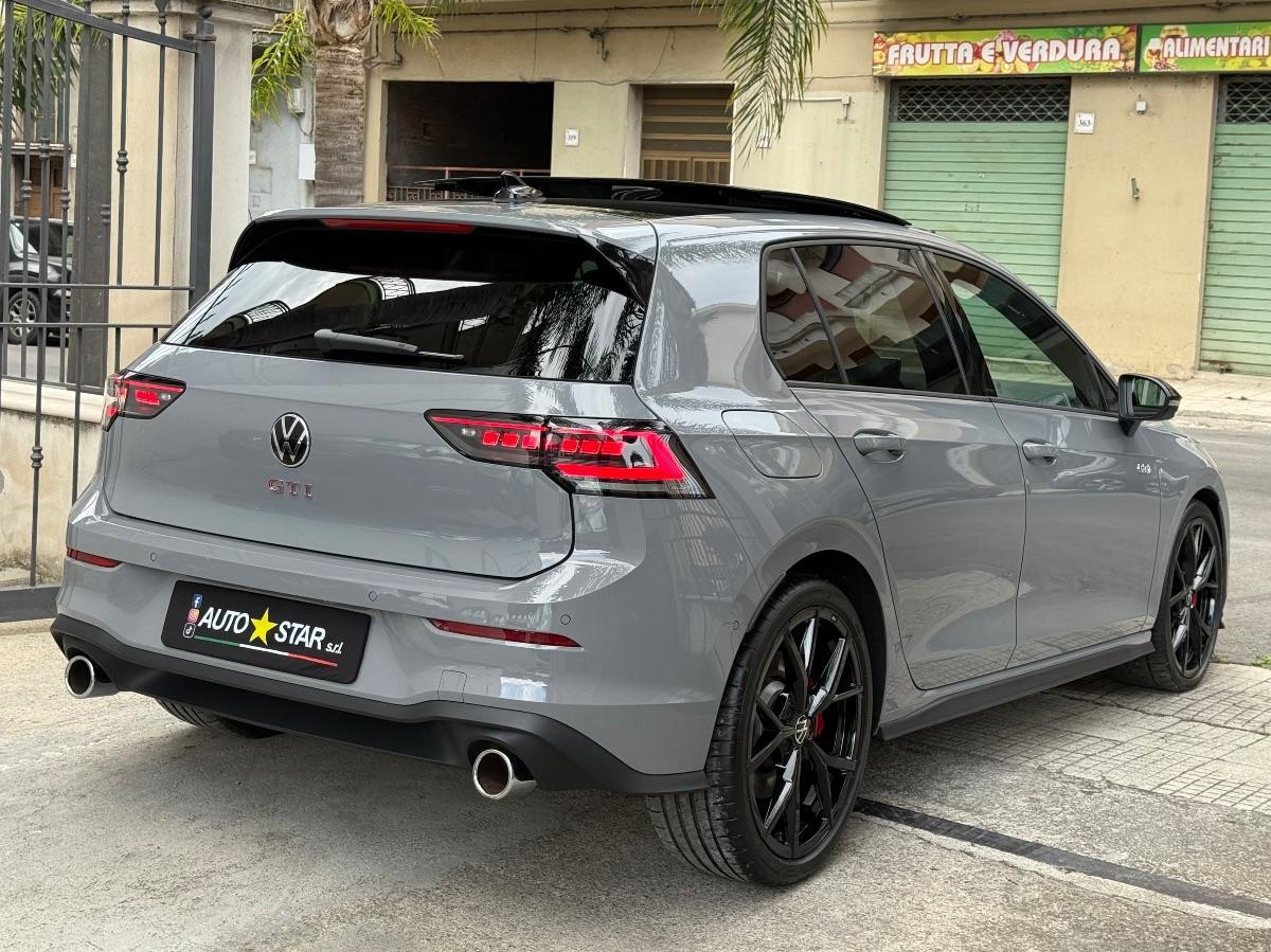 New Volkswagen Golf 8.5 GTI 2.0 TSI 265 CV