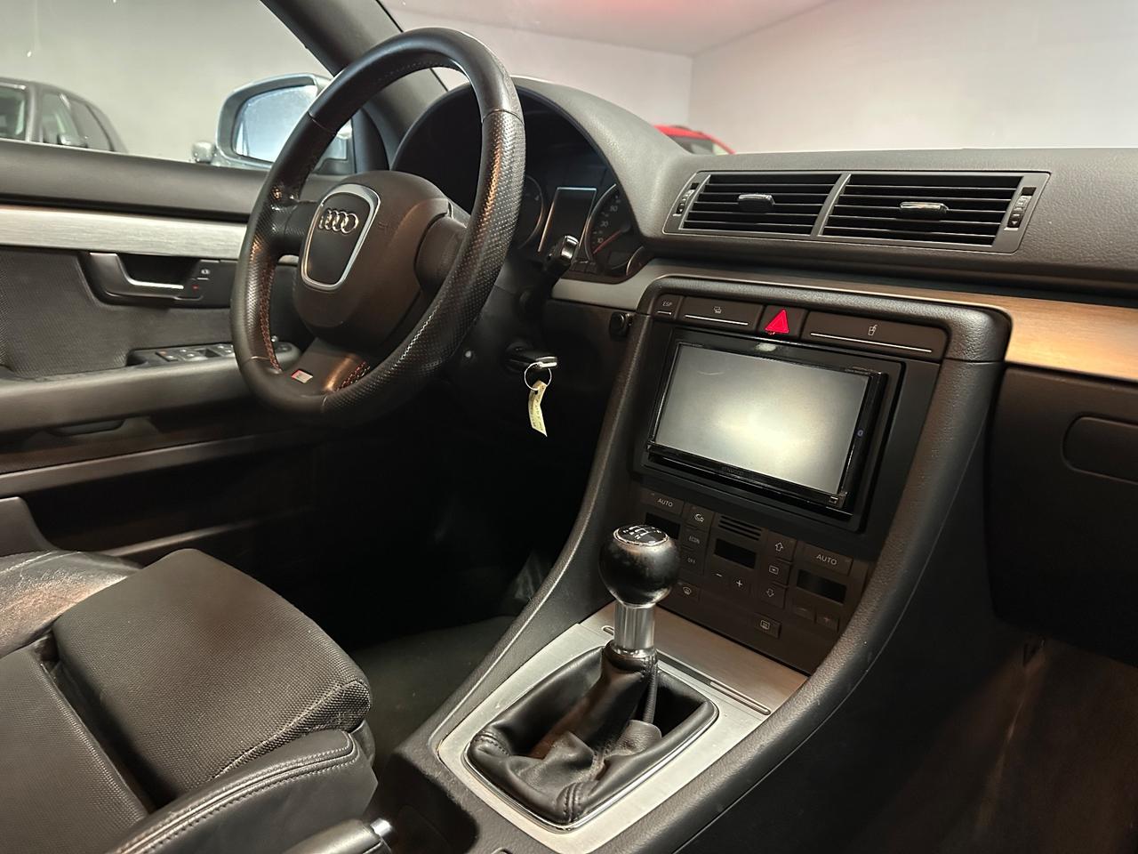 AUDI A4 BERLINA 1.9 S-LINE 116CV UNIPRO PRONTA CONSEGNA