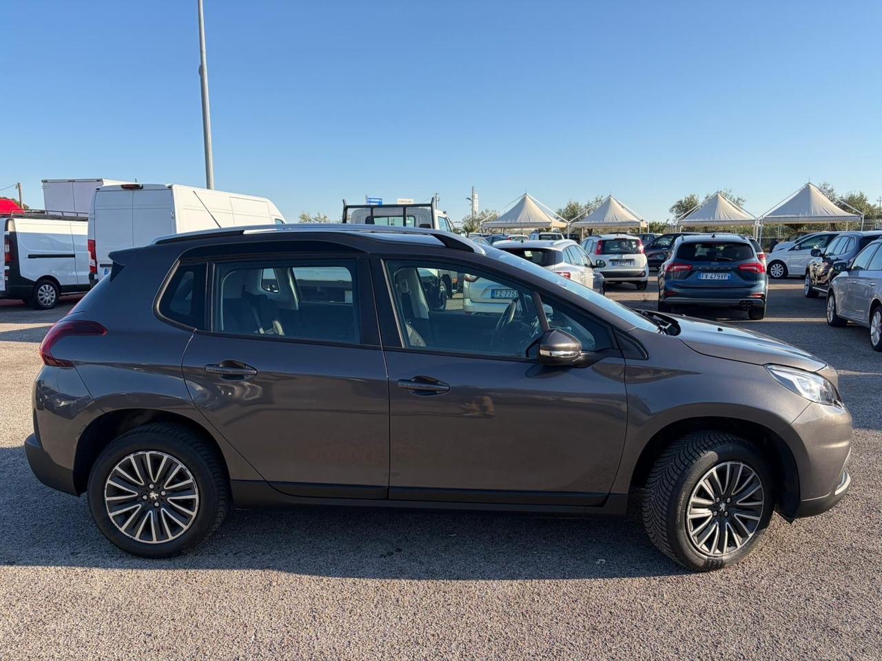 Peugeot 2008 PureTech 82 Allure