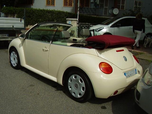 Volkswagen New Beetle 1.4 Cabrio GPL NEOPèATENTATI