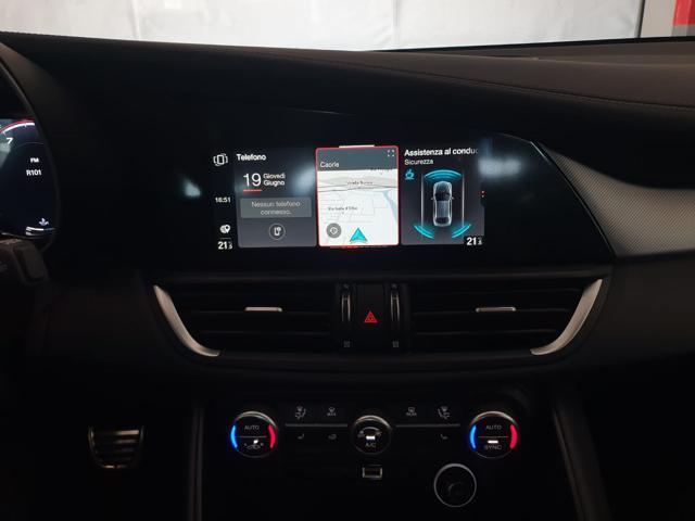 ALFA ROMEO Giulia 2.0 Turbo 280 CV AT8 AWD Q4 Veloce in arrivo
