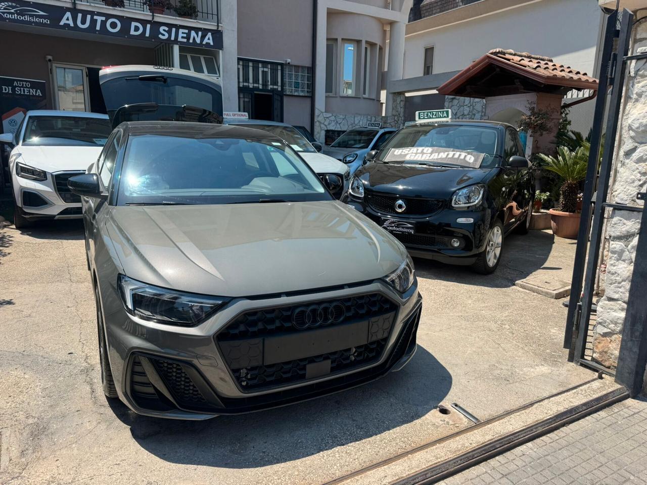Audi A1 allstreet 30 TFSI Identity Contrast