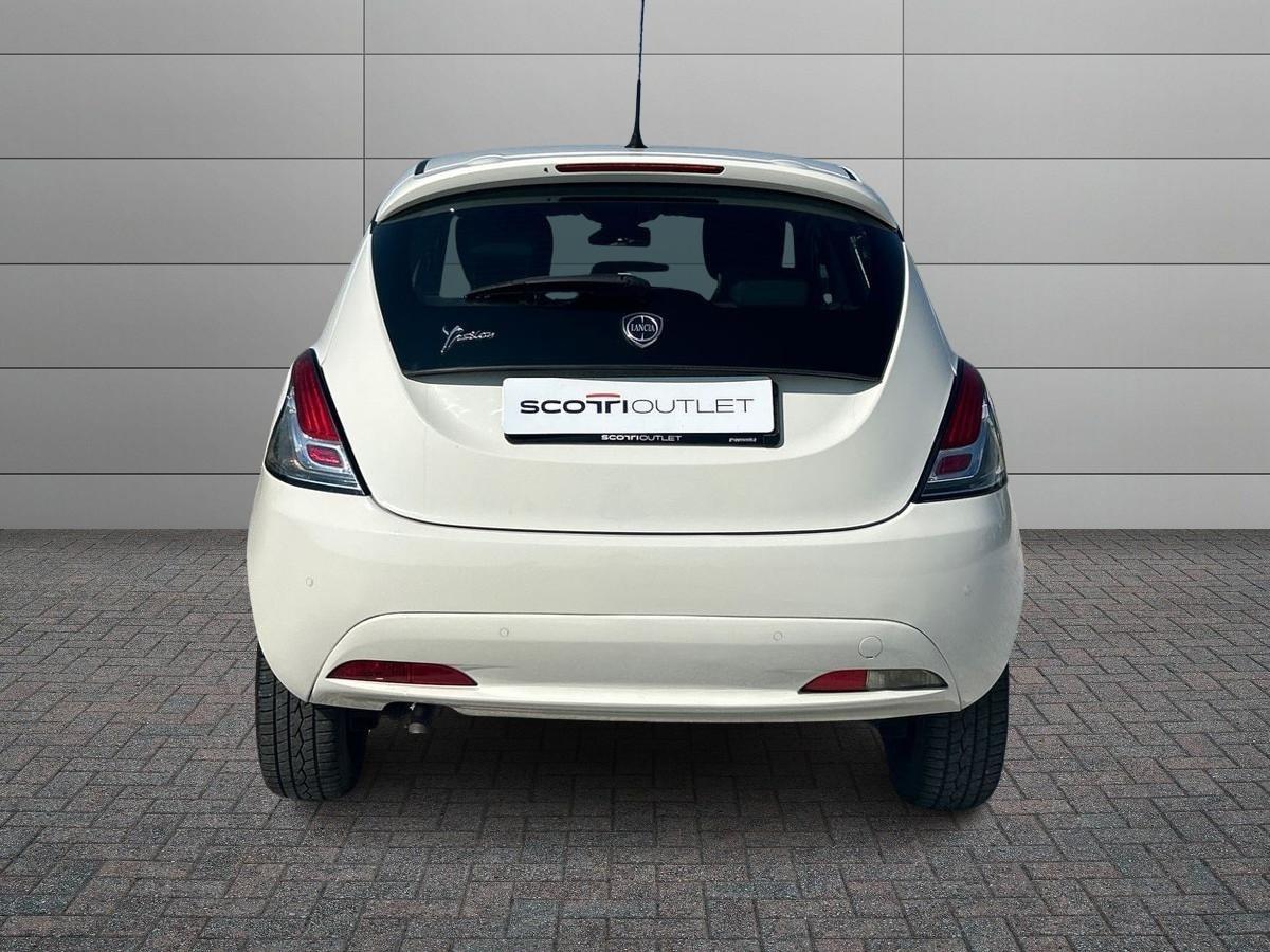 LANCIA Ypsilon III 2015 - Ypsilon 1.2 Silver 69cv