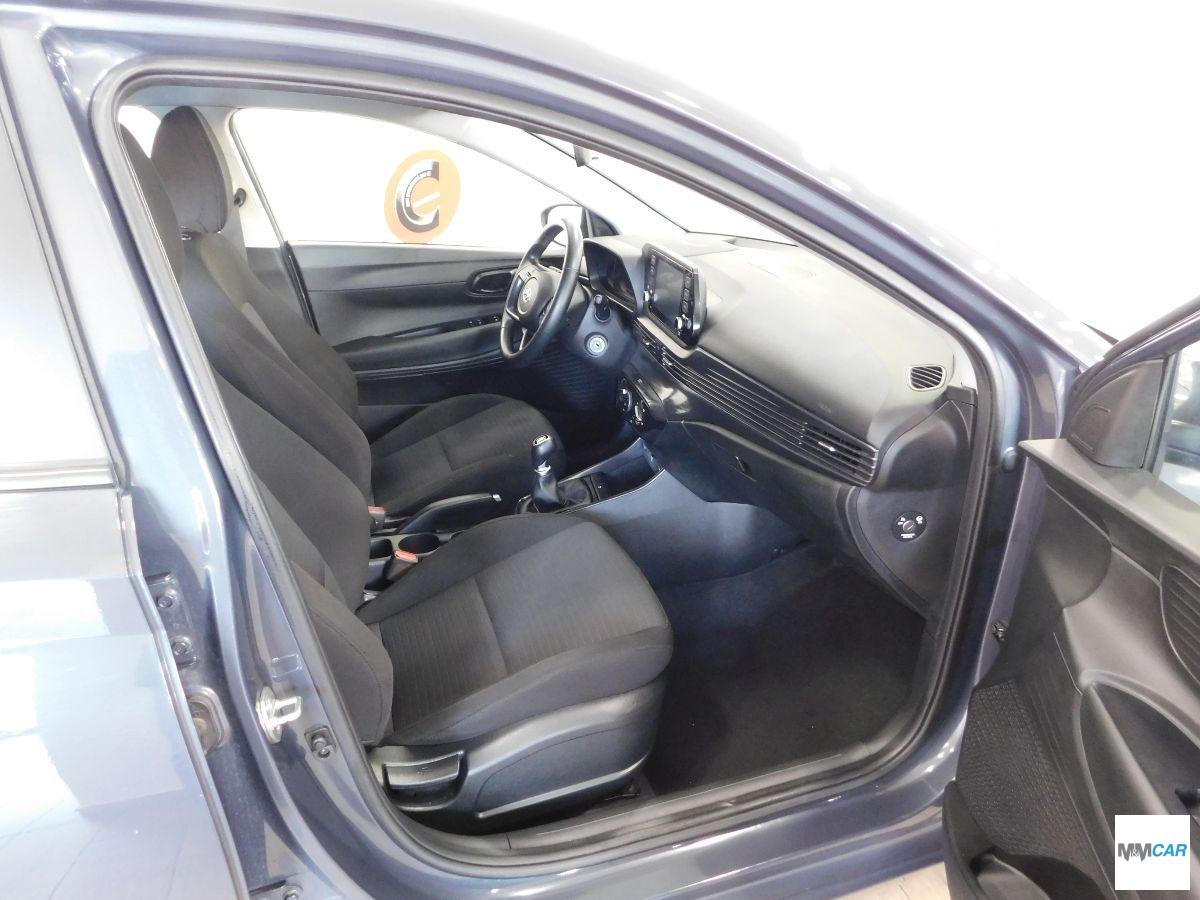 HYUNDAI - i20 - 1.2 MPI MT ConnectLine