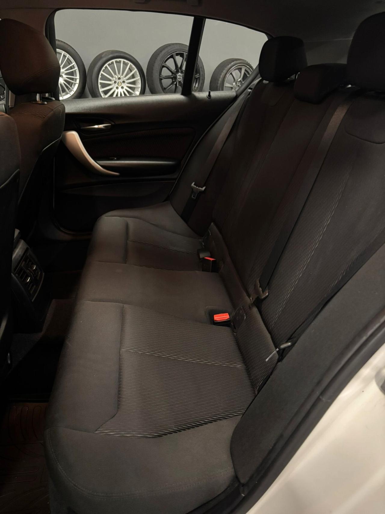 Bmw 118 118d 5p. Msport