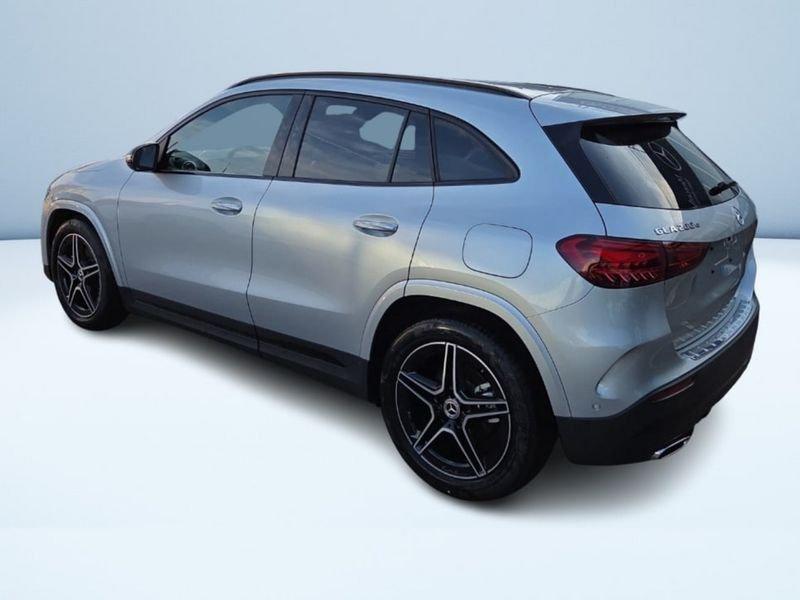 Mercedes-Benz GLA 200d Automatic 4Matic AMG Line Advanced Plus