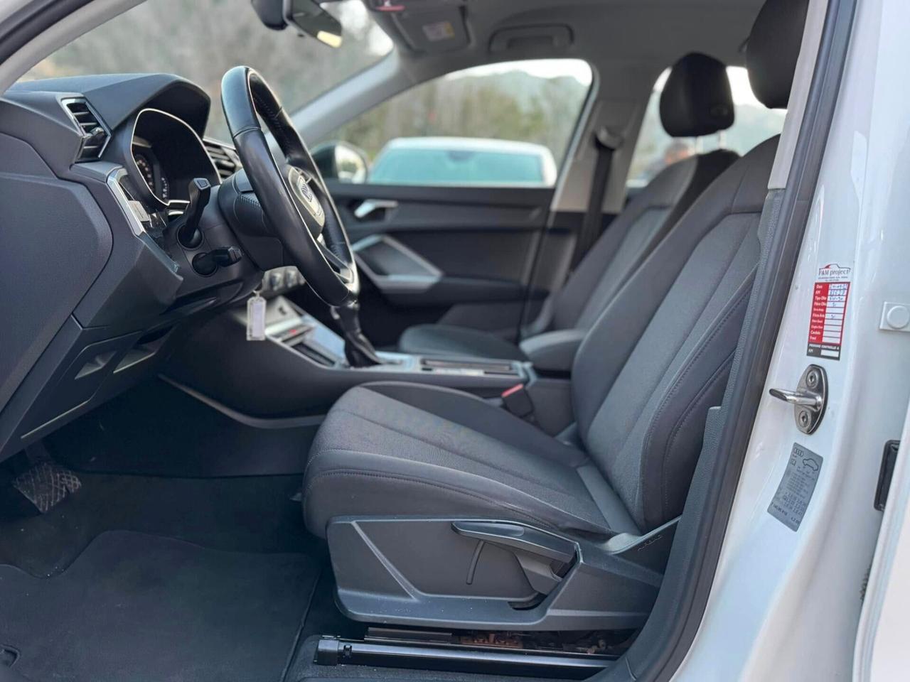 Audi Q3 Audi Q3 35 TDI S tronic Business Advanced