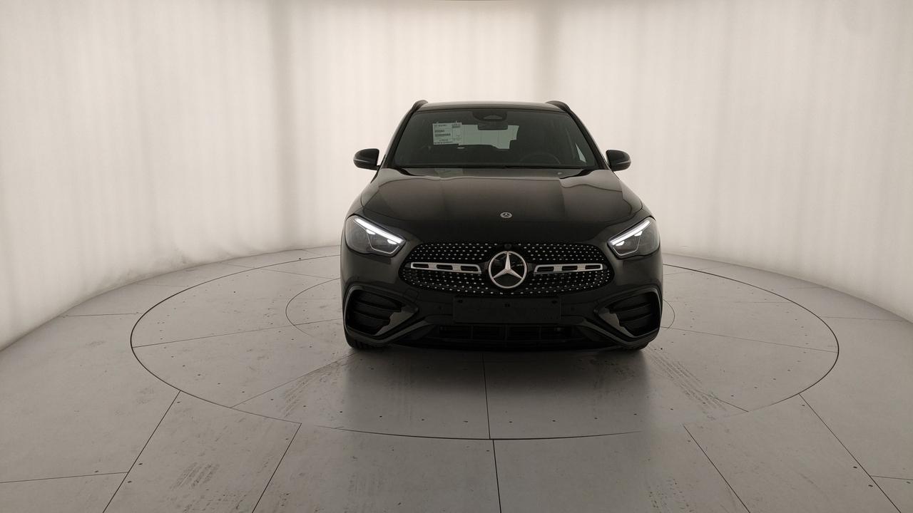 Mercedes-Benz GLA 200 d automatic