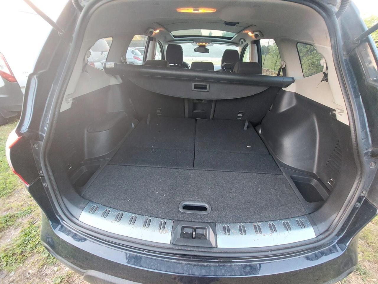 Nissan Qashqai Qashqai+2 2.0 dCi DPF Tekna