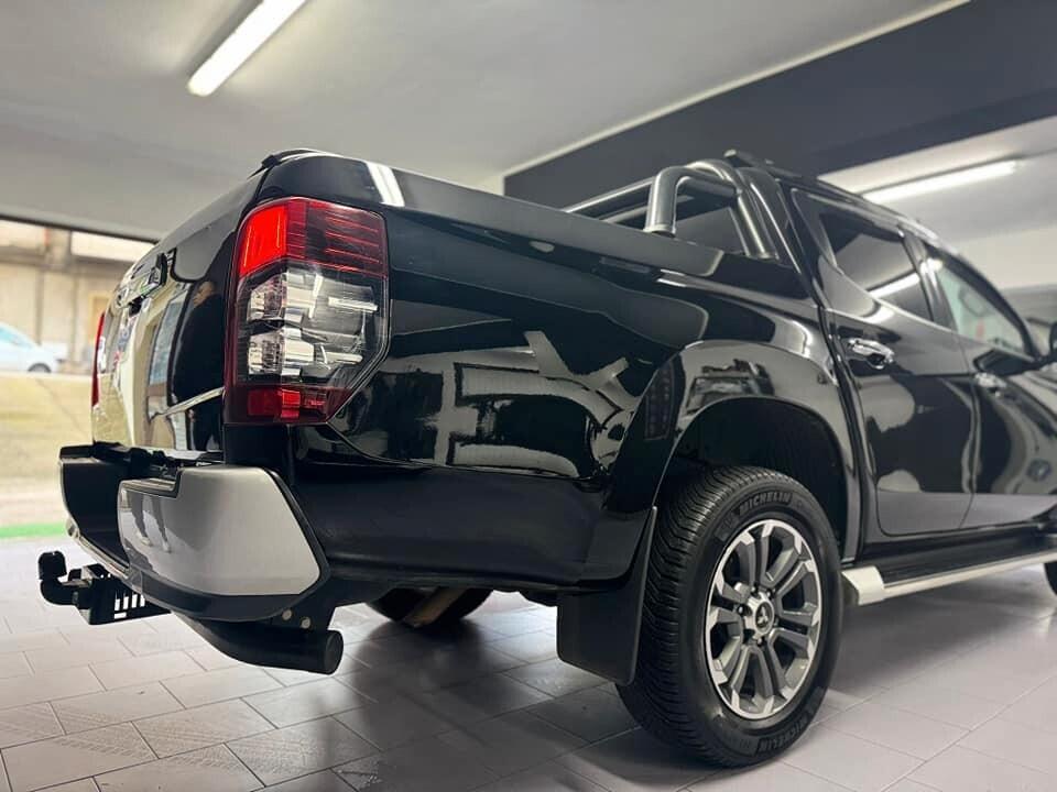 Mitsubishi L200 2.3 D Club Cab 4x4 Super Select Intense