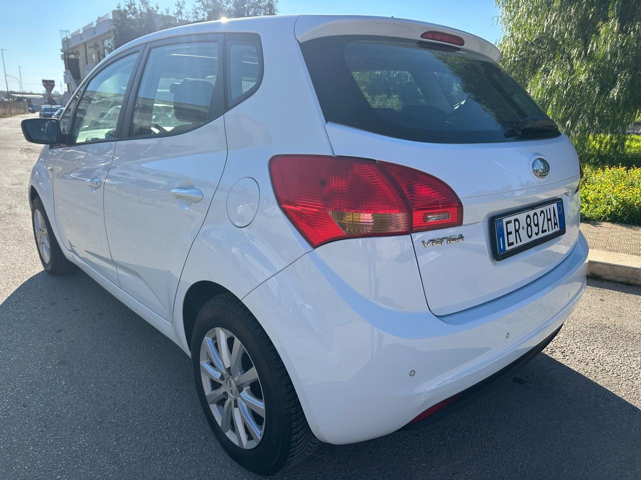 Kia VENGA 1.4 BENZINA 2013 - TETTO PANORAMICO