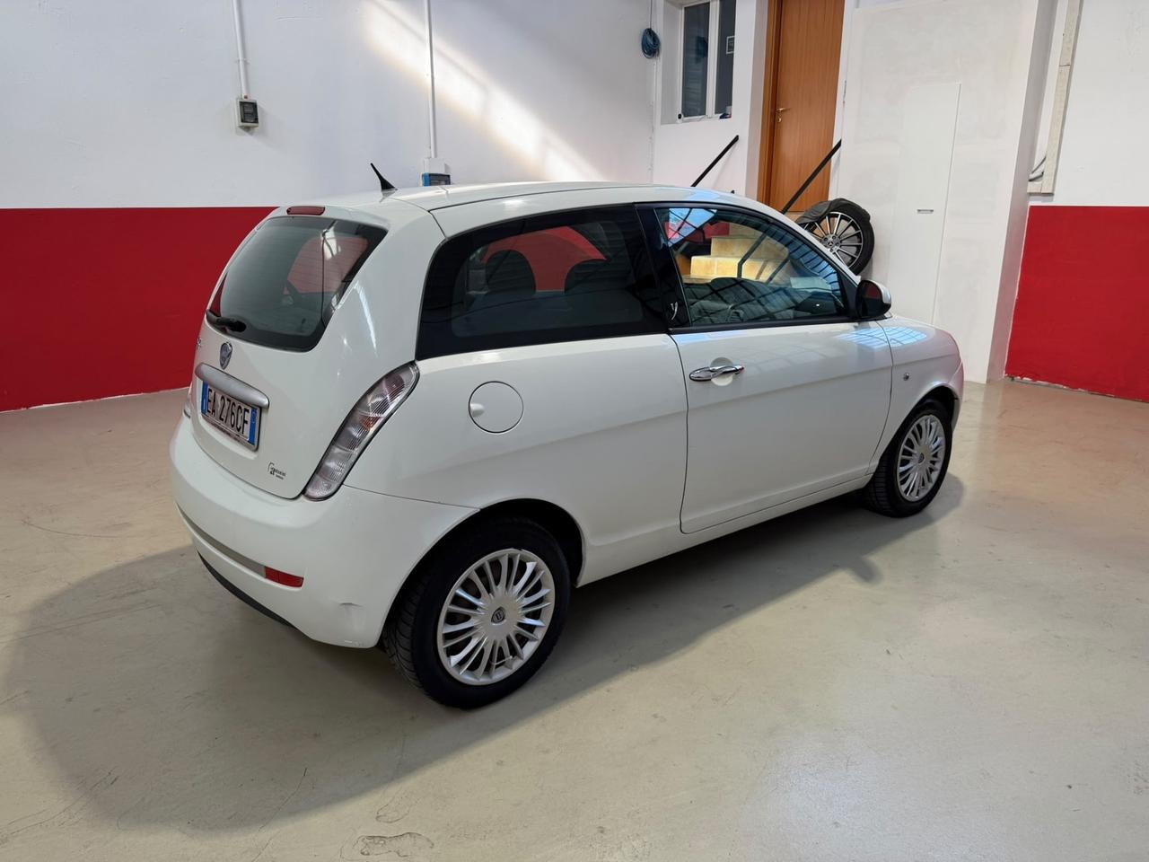 Lancia Ypsilon 1.2 Versus