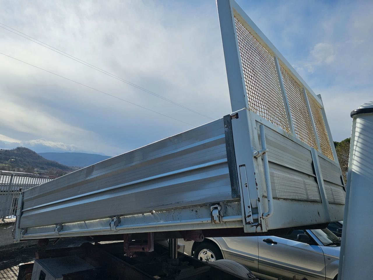 IVECO 35-10 - ribaltabile trilaterale