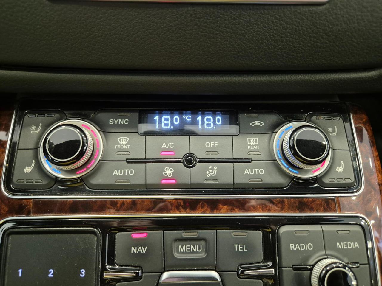 Audi A8 3.0 V6 tdi quattro tiptronic - Cam - Cruise/Lim - Soft Close