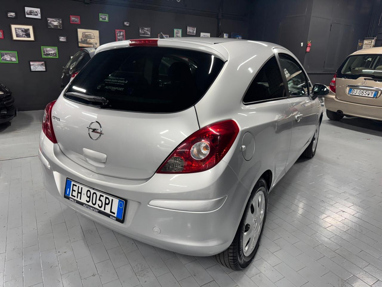 Opel Corsa 1.2 3 porte Elective Neopatentati