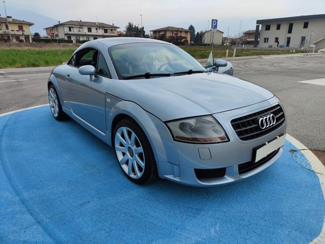 AUDI TT 3.2 V6 Quattro ( CAMBIO MANUALE )