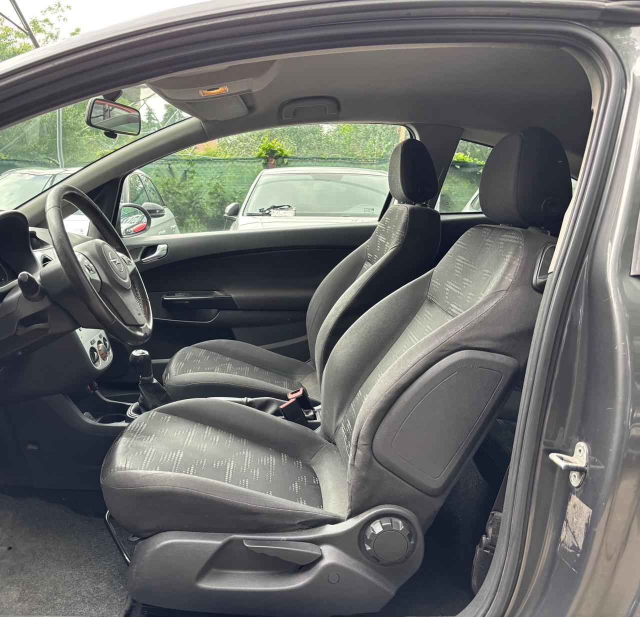 Opel Corsa 1.2 3 porte Elective OK NEOPATENTATI