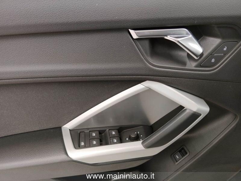 Audi Q3 Quattro S tronic Business Adv. Autom. SUPER PROMO