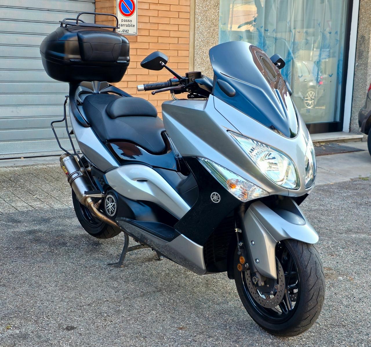 Yamaha T Max frizione nuova, scarico Mivv OMOLOGATO