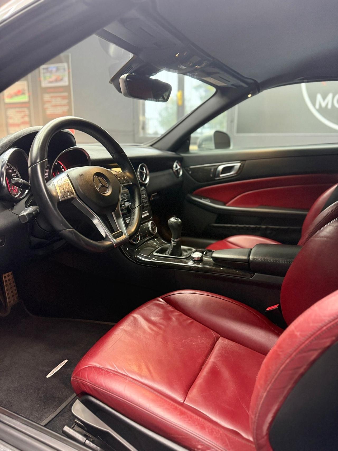 Mercedes-benz SLK 200 CGI Premium