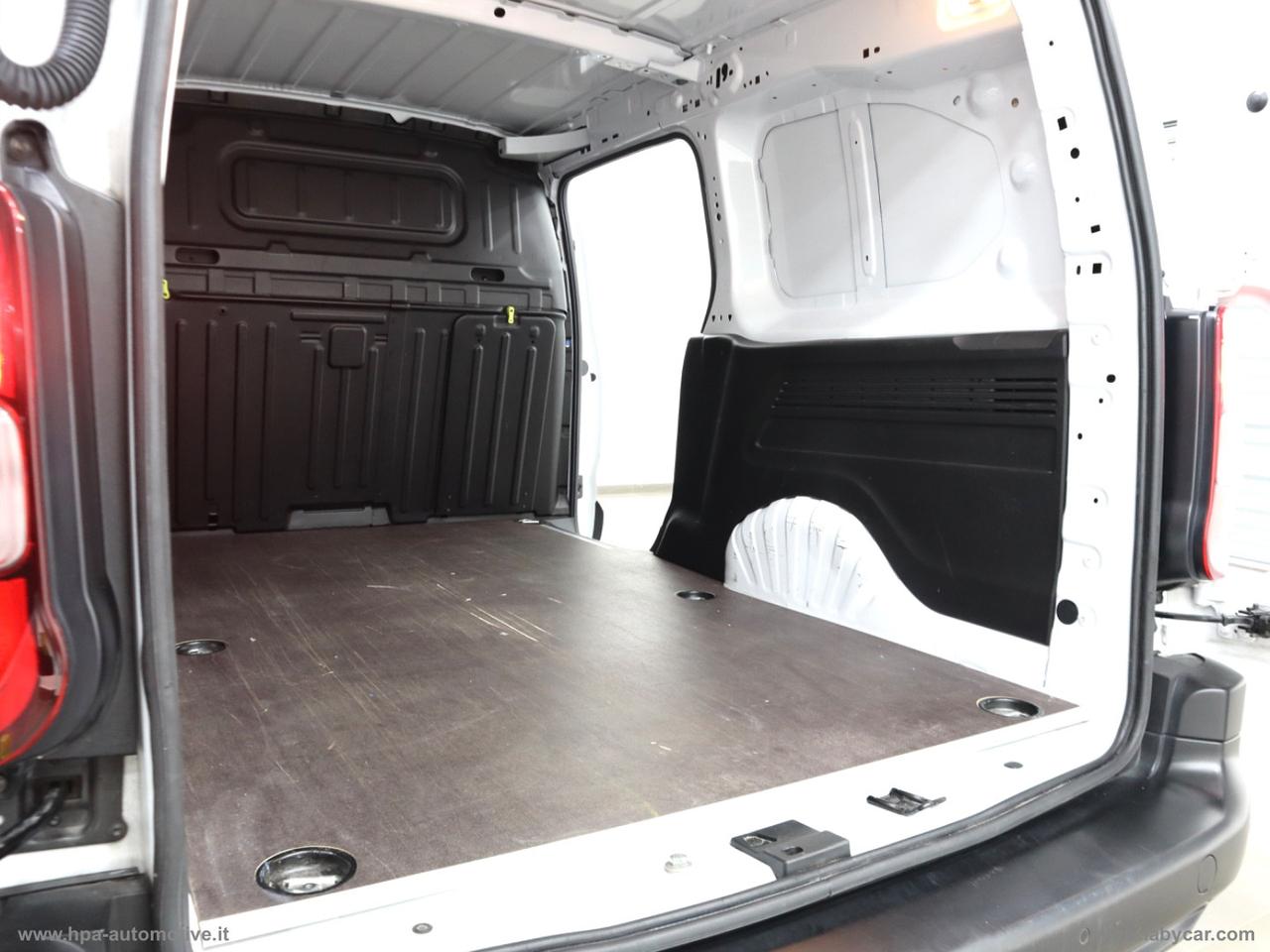 FIAT Doblò 1.5 BlueHdi 130 CV PL 3 POSTI NAVI RETROCAMERA CLIMA