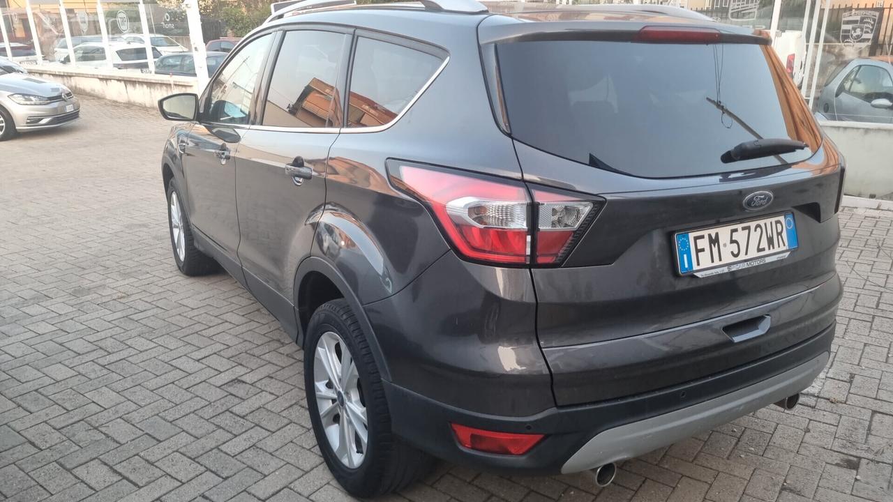 Kuga 2.0 TDCI 150 CV S&S 4WD Powershift Vignale