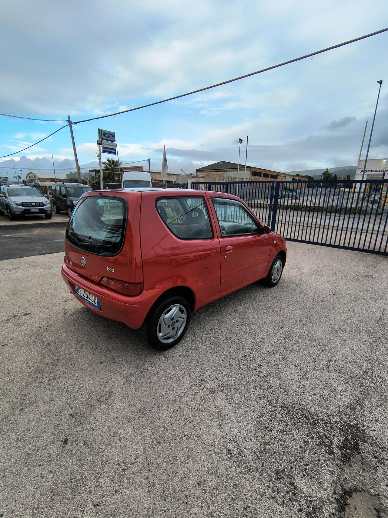 Fiat 600 1.1 Active Suite