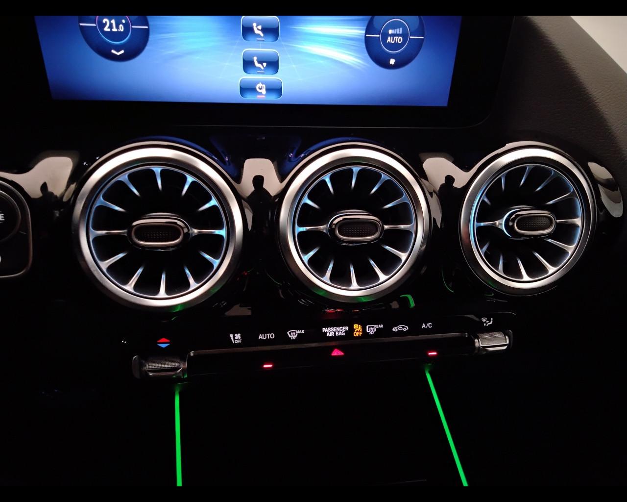 Mercedes-Benz GLA-H247 2023 - GLA 200 d Progressive Advanced Plus 4matic auto