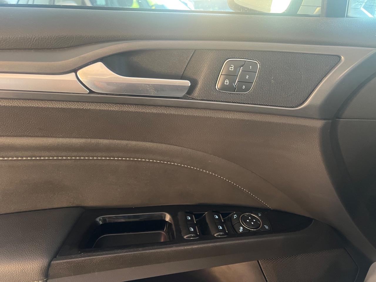 Ford Mondeo 2.0 TDCi 180 CV S&S Powershift SW Titanium Business