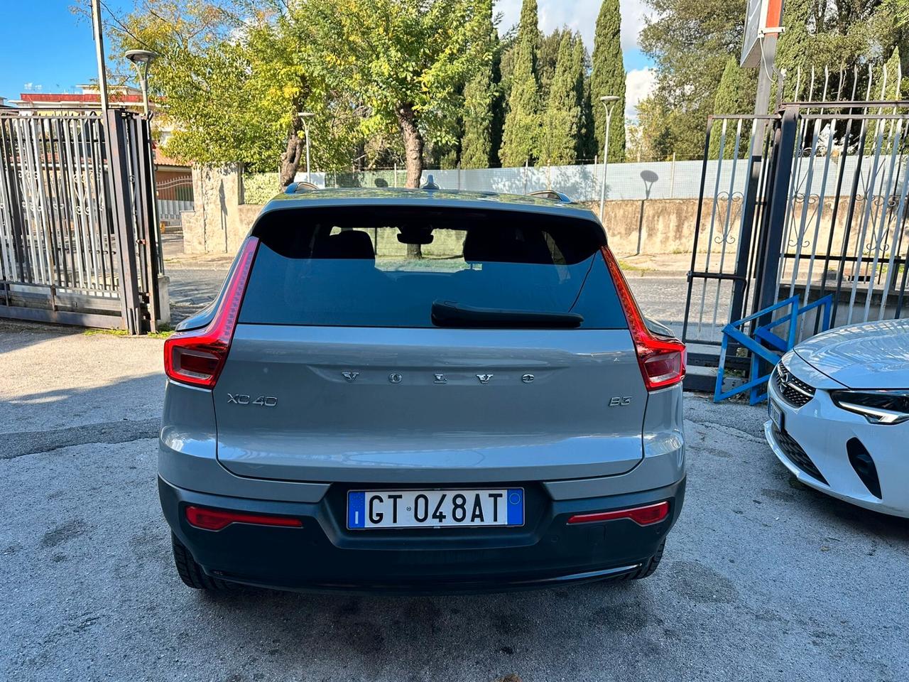 Volvo XC40 B3 automatico Plus Dark