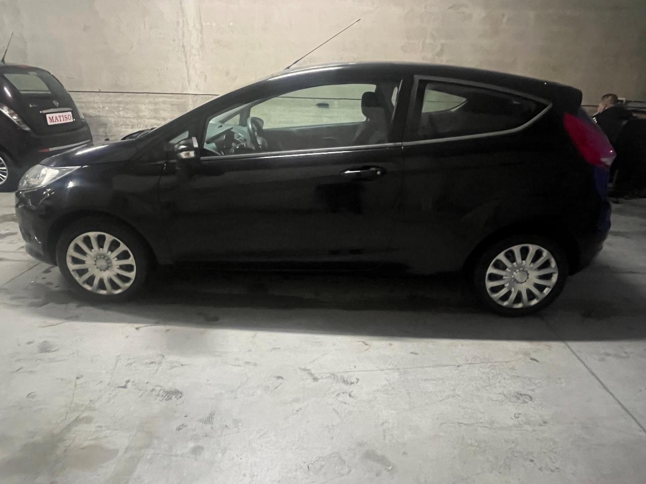 Ford Fiesta 1.2 benzina Km 86.000