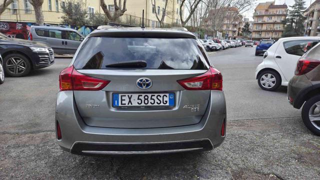 TOYOTA Auris Touring Sports 1.8 Hybrid Lounge