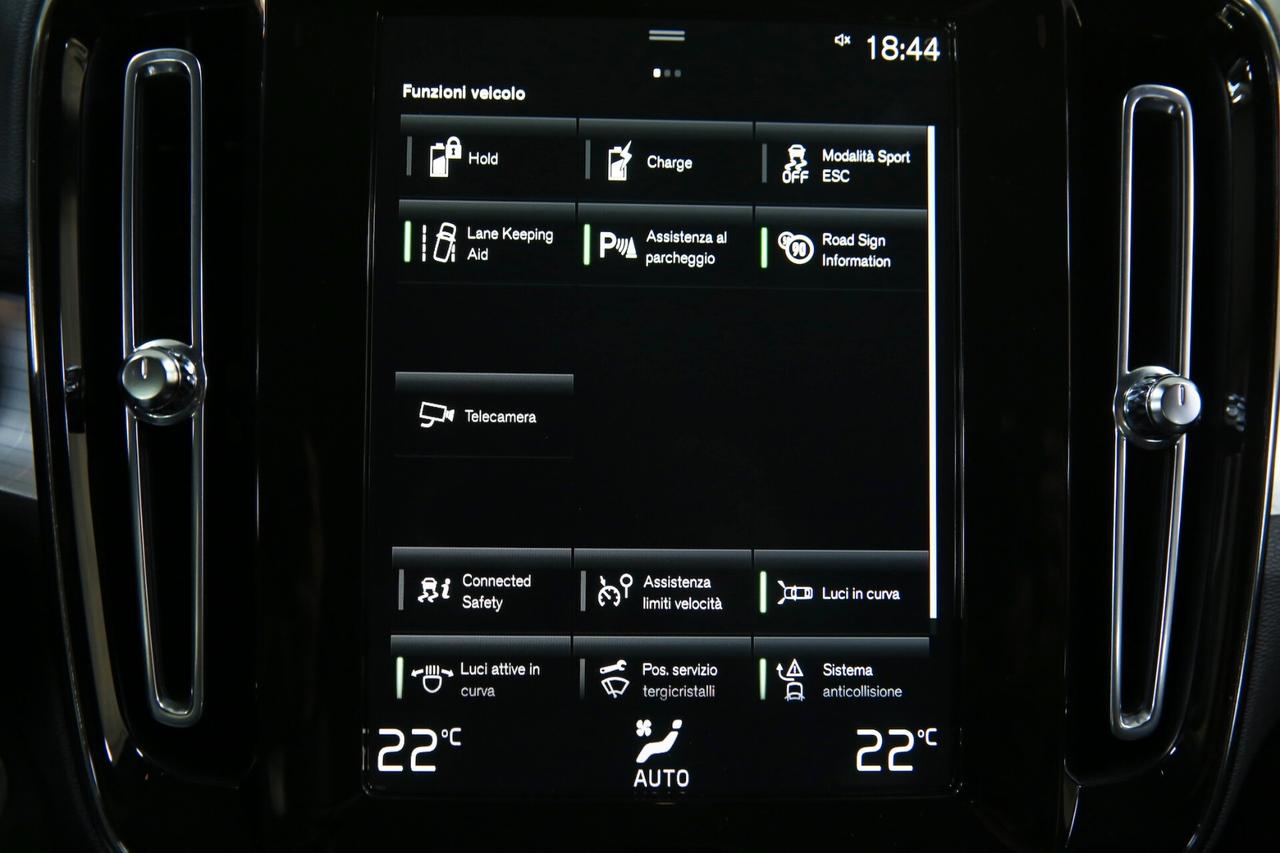 Volvo XC40 T4 Recharge Plug-in Hybrid Inscription Expression auto