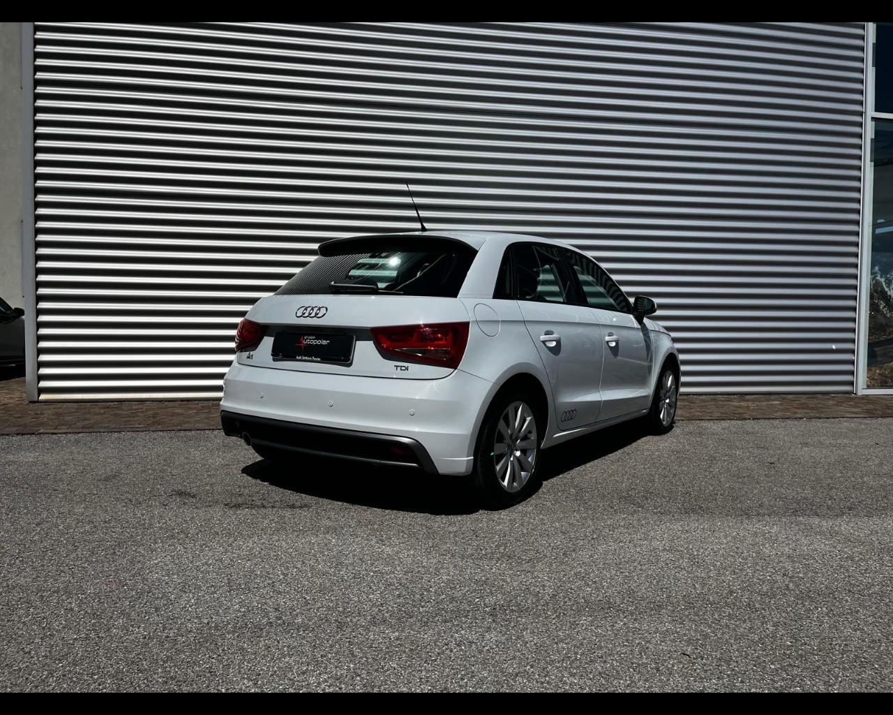 AUDI A1 SPORTBACK 1.6 TDI S-TRONIC AMBITION