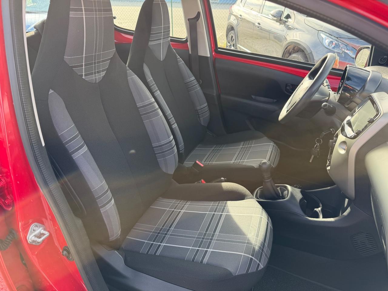 Peugeot 108 VTi 68 5 porte “ 18 Mila Km CERTIFICATI “