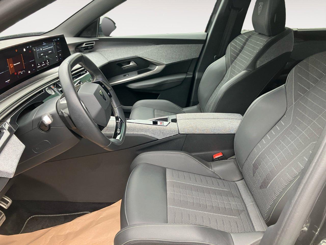 Peugeot 5008 5008 1.2 hybrid GT 145cv 7p.ti e-dcs6