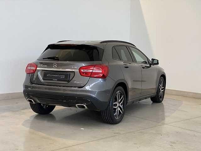 Mercedes-Benz GLA 220 220 d Automatic 4Matic Sport