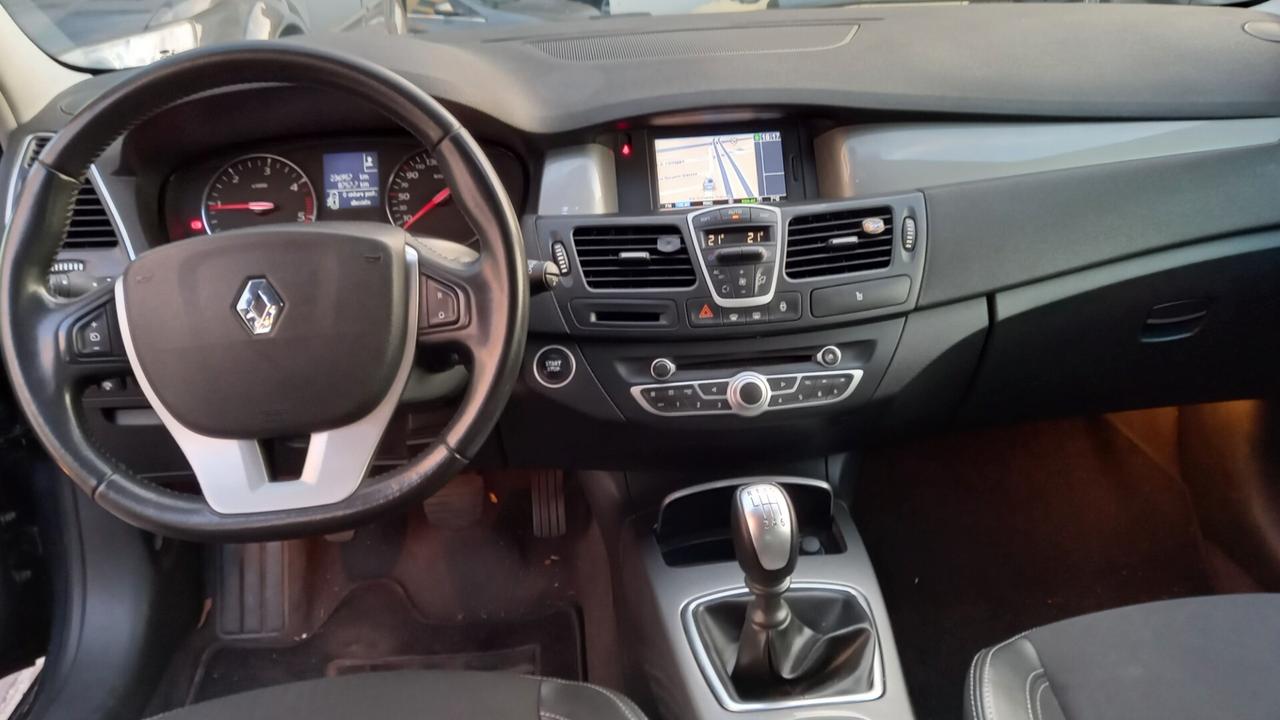 Renault Laguna 2.0 dCi 175CV SporTour Initiale ESM