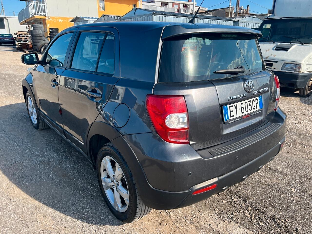 Toyota Urban Cruiser Urban Cruiser 1.4 D-4D AWD Sol