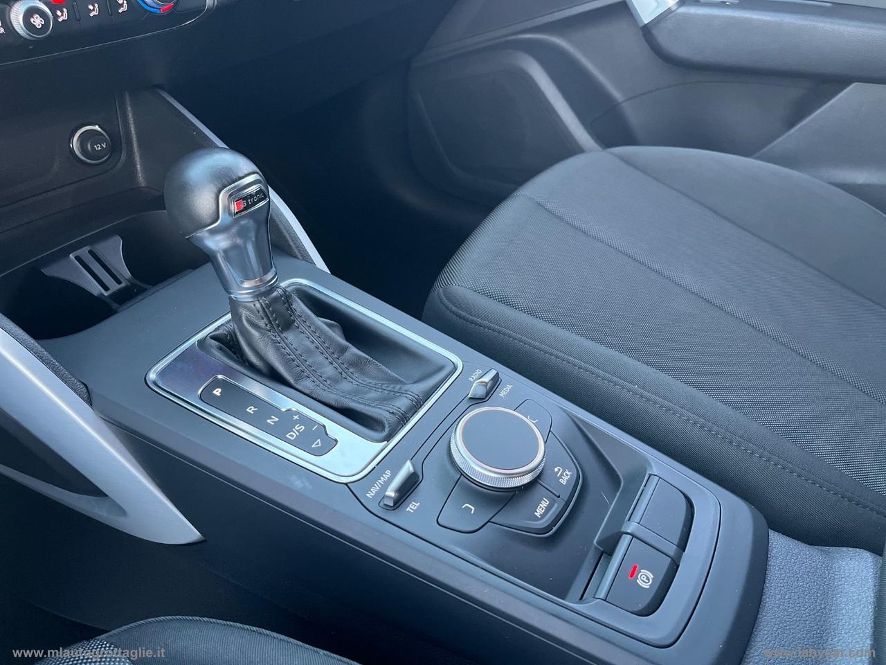 AUDI Q2 30 TDI S tronic Business Design