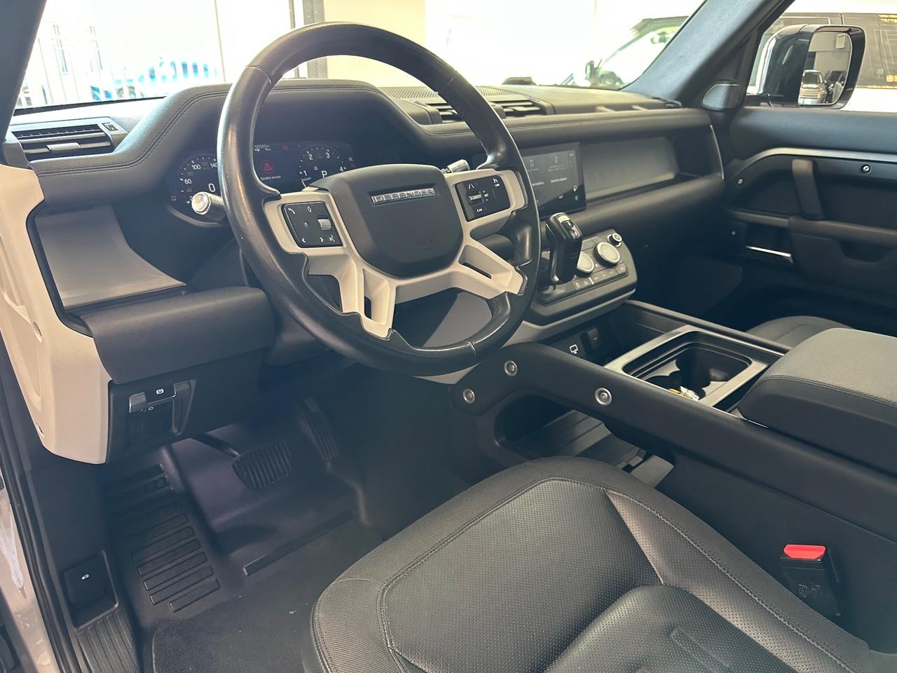 Land Rover Defender 110 2.0 SD4 AWD Auto SE