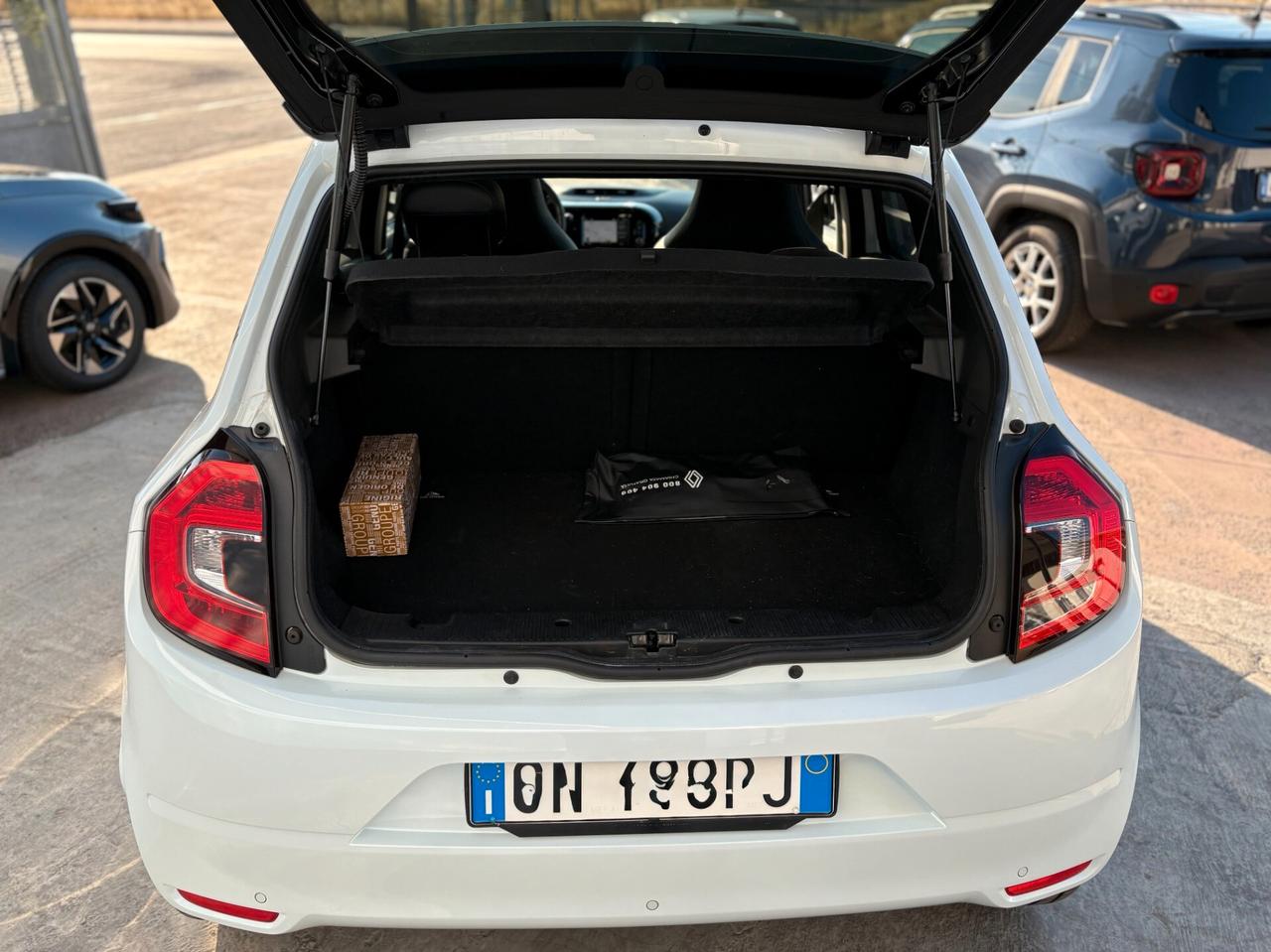 Renault Twingo SCe 65 CV Urban Night