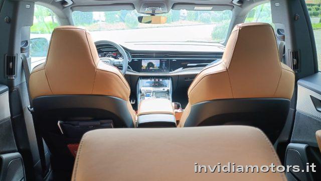 AUDI RS Q8 TFSI V8 quattro tiptronic